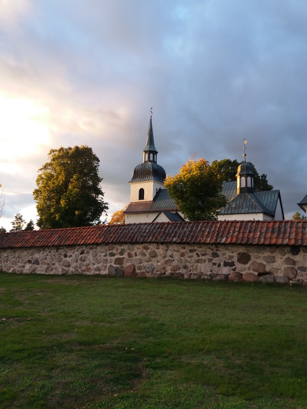 Husby-Rekarne kyrka