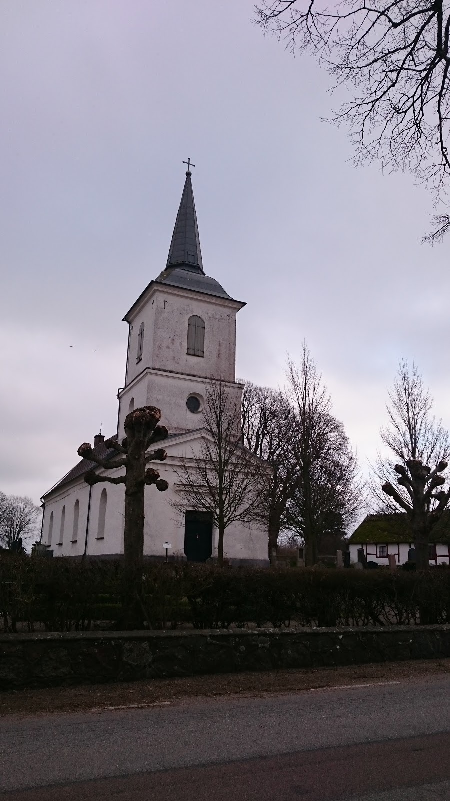 Östra Kärrstorps kyrkogård