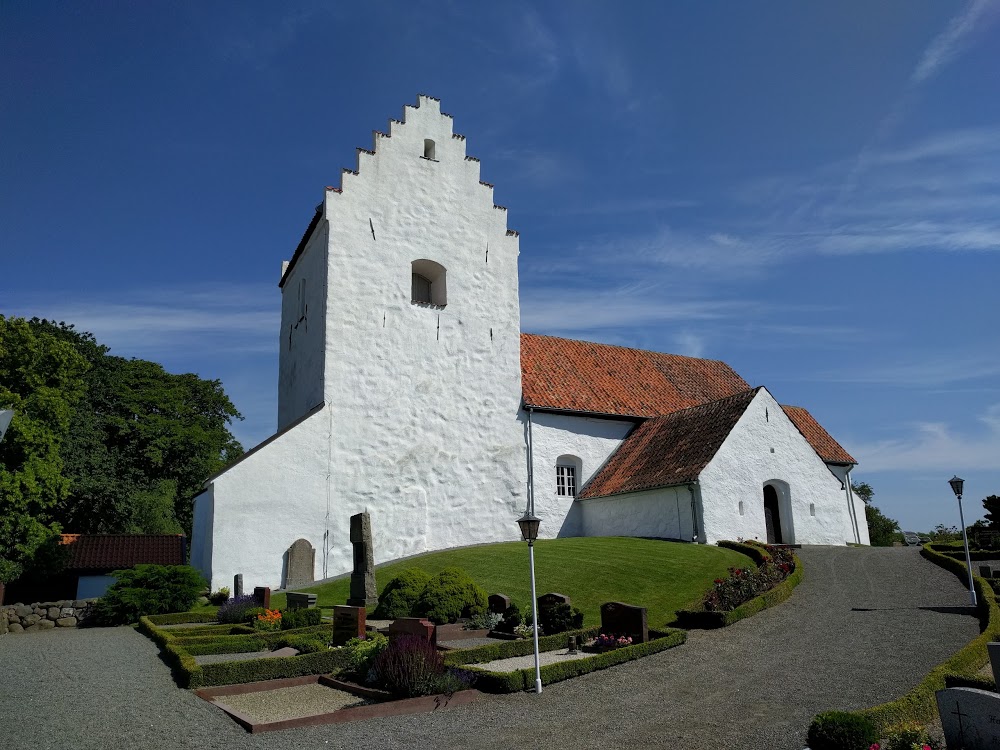Skårby kyrka